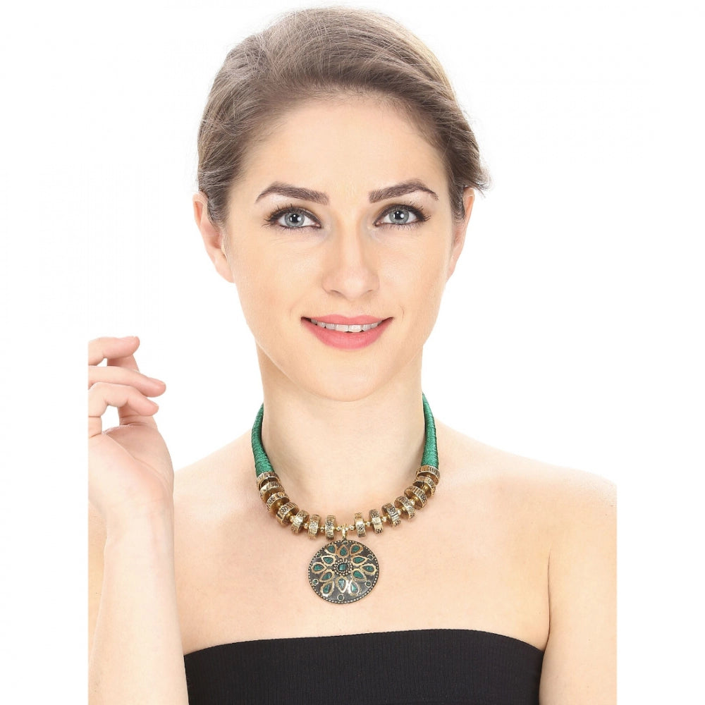 Designer Green Thread Fashion Necklace