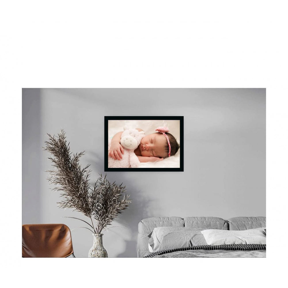 Fashion Baby Photo Painting with Synthetic Photo Frame (Multicolor)