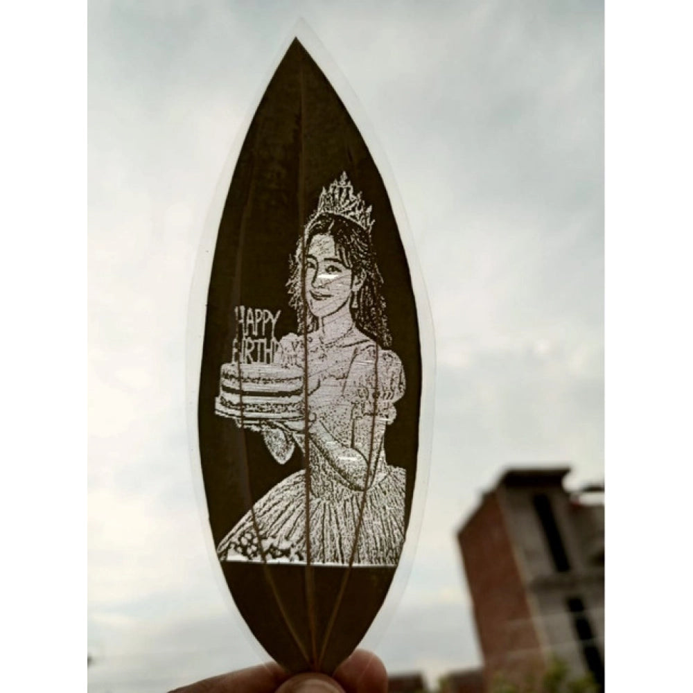 Amfyn Custom Birthday Leaf Art – Engraved Portrait on Natural Leaf