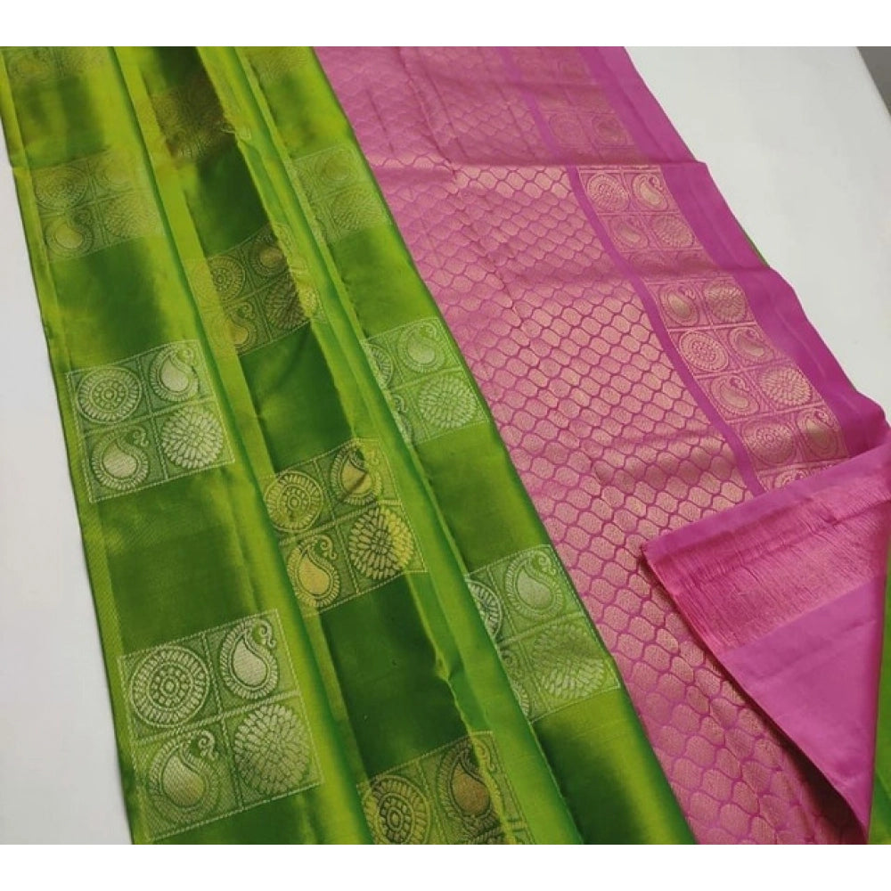 Amfyn Women's Litchi silk Printed Saree With Unstitched Blouse (Green With Pink)