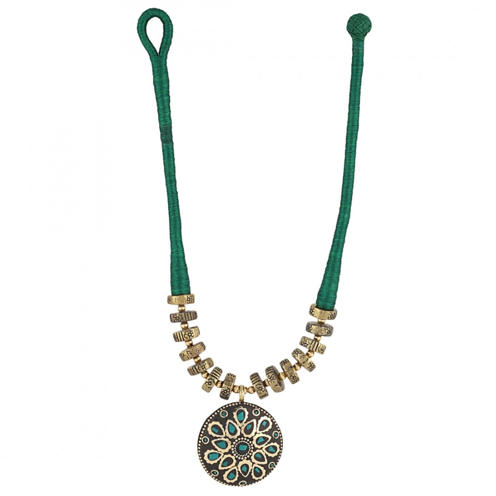 Designer Green Thread Fashion Necklace