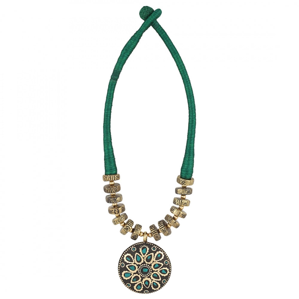 Designer Green Thread Fashion Necklace