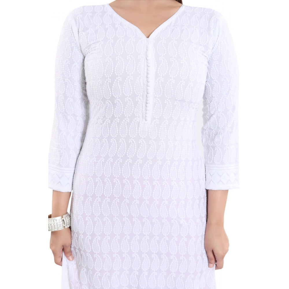 Amfyn Women's Rayon Embroidered Straight Kurti-White
