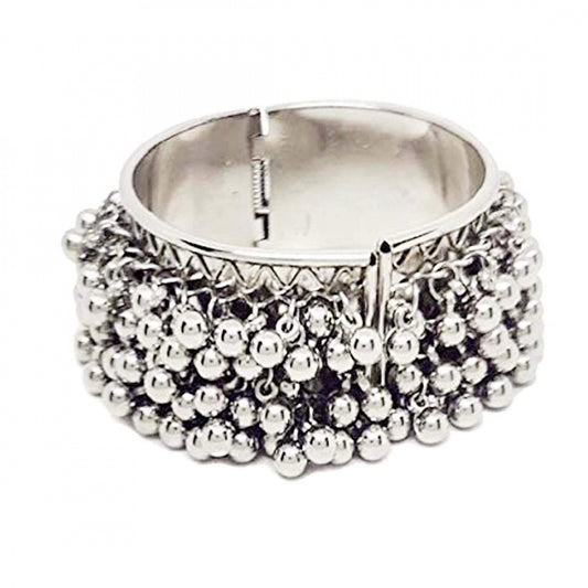 Fashion Stylish Silver Ghungroo Adjustable Antique Oxidised Bracelet Kada (Color: Silver)