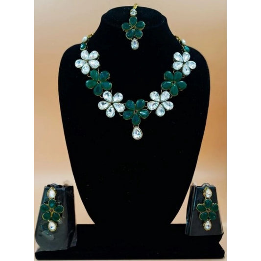 Fashion Women's Elegent Kundan And Stone Necklace Set (Green, Free Size)