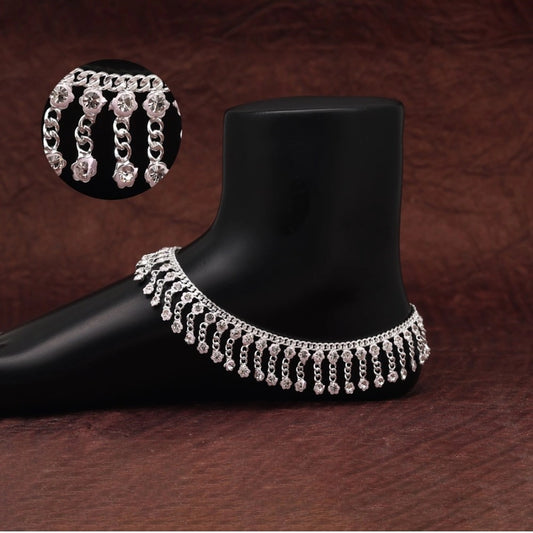 Fashion Women's Silver Color Anklets (Free Size: Upto 10")