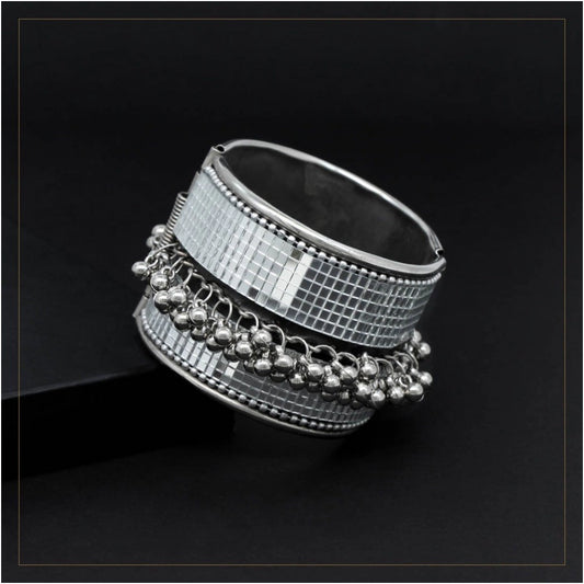 Fashion Women's Silver Color Oxidised Adjustable Bracelet
