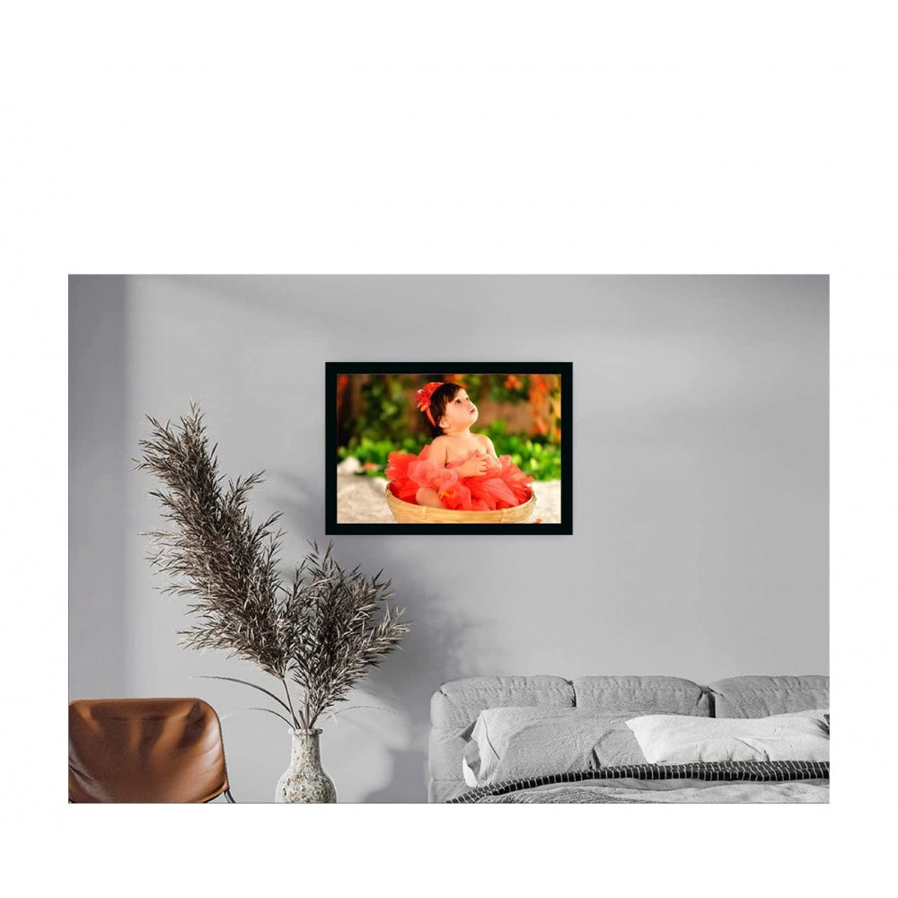 Fashion Baby Photo Painting with Synthetic Photo Frame (Multicolor)