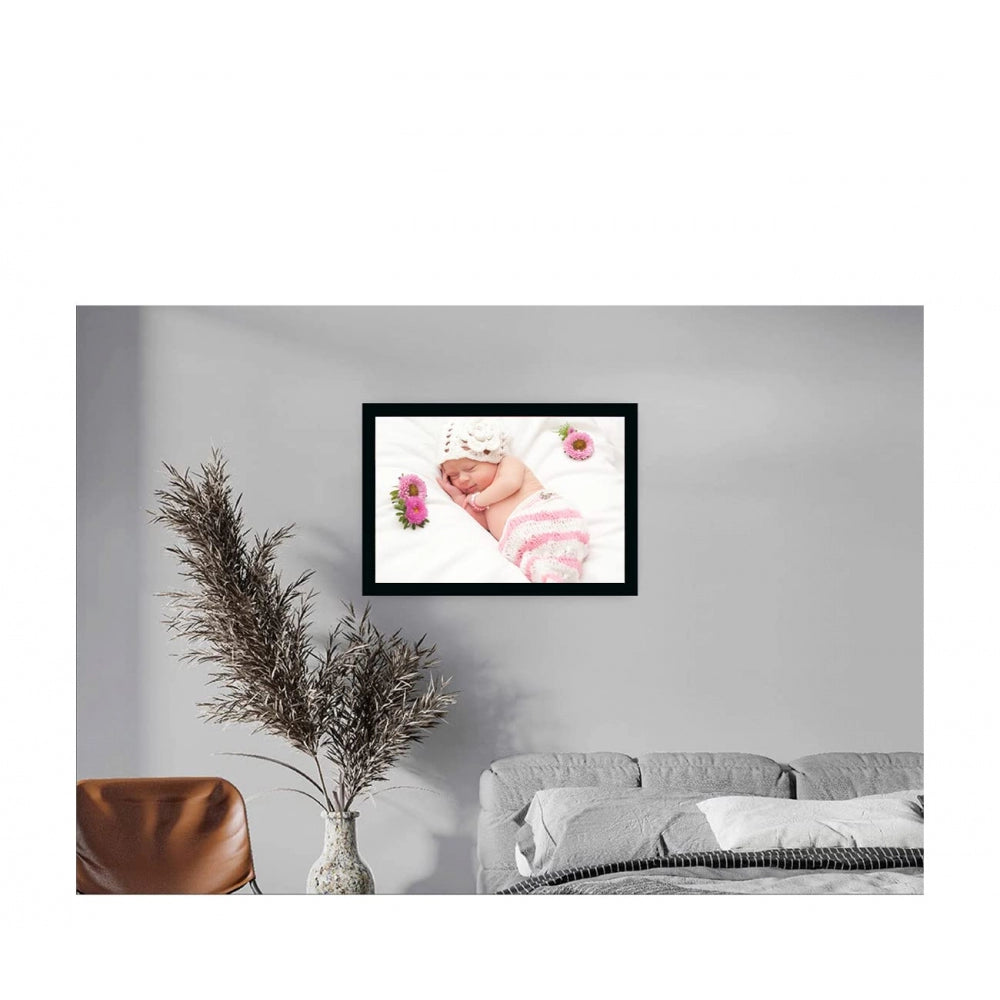 Fashion Baby Photo Painting with Synthetic Photo Frame (Multicolor)