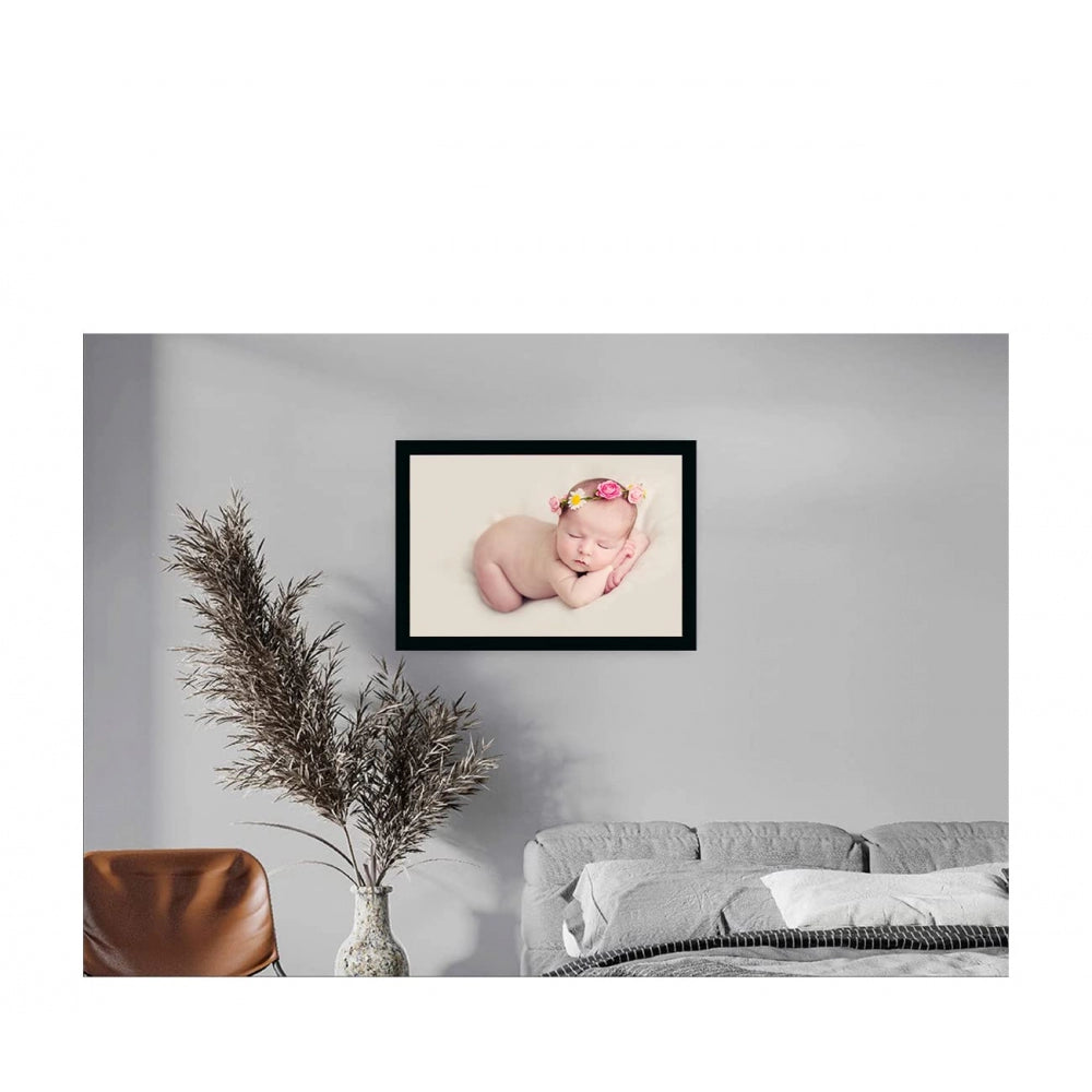 Fashion Baby Photo Painting with Synthetic Photo Frame (Multicolor)
