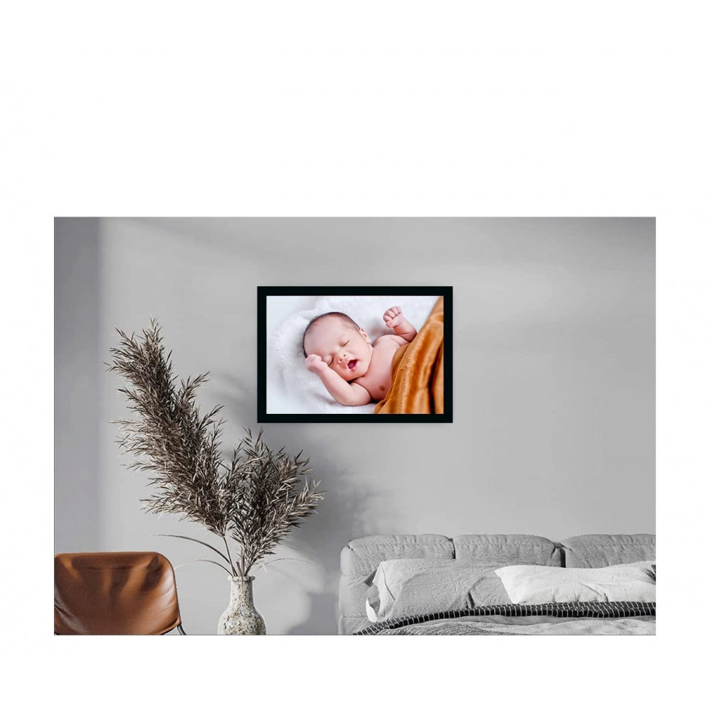 Fashion Baby Photo Painting with Synthetic Photo Frame (Multicolor)