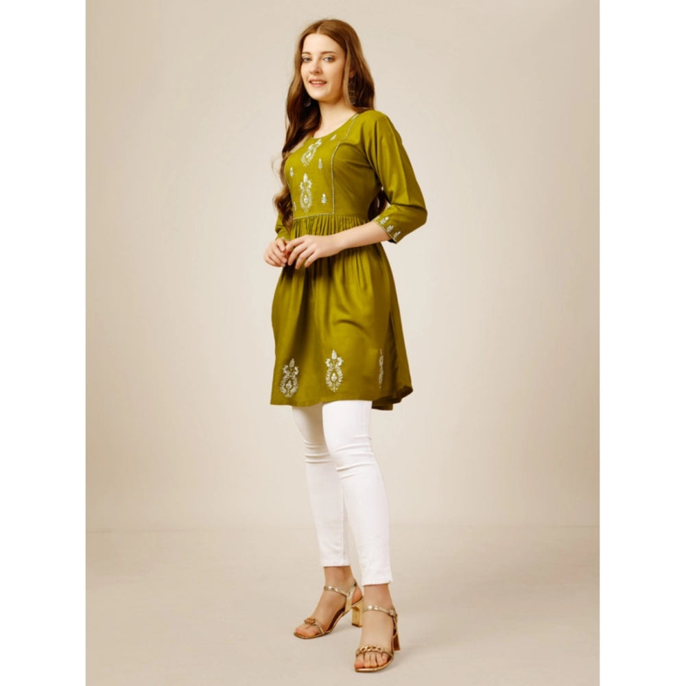 Amfyn Women's Casual 3-4 th Sleeve Embroidered Rayon Tunic Top (Green)