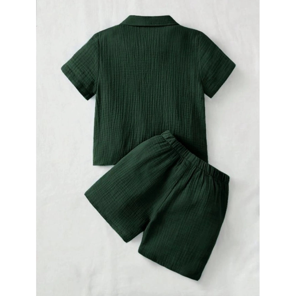 Amfyn Boy's Popcorn Solid Short Sleeve Shirt And Shorts Set (Green)