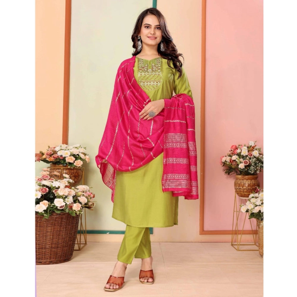 Amfyn Women's Silk Embroidered 3-4 th Sleeve Sweetheart Neck Kurti With Pant Dupatta Set (Green)