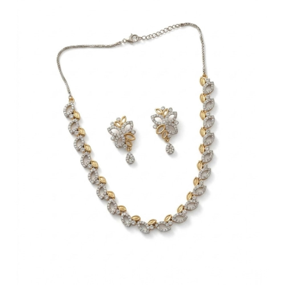 Amfyn Women's Brass Silver Plated Necklace set (Silver)