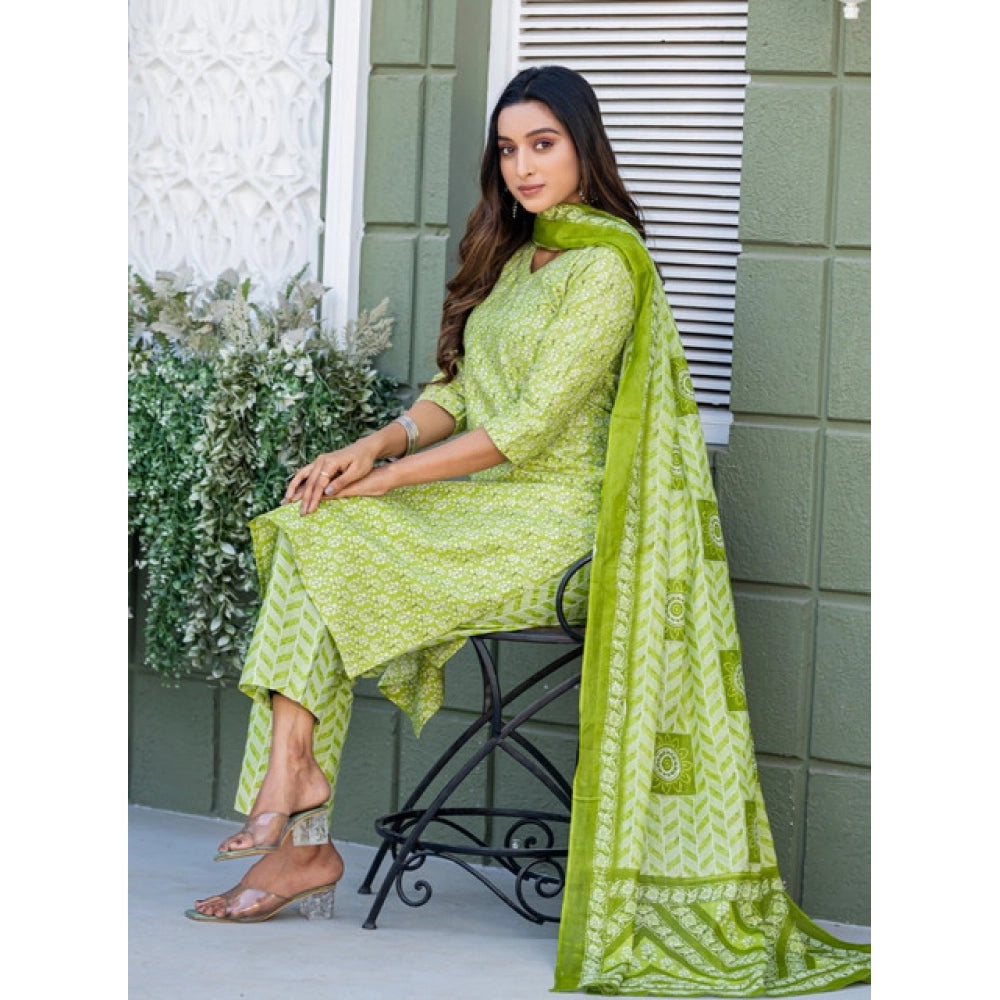 Amfyn Women's Cotton Blend Printed Kurti With Pant Dupatta Set (Parrot)