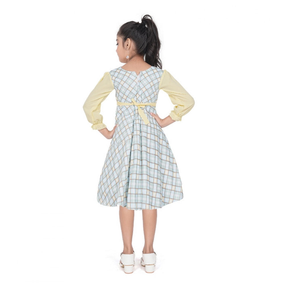 Amfyn Girl's Digital Twill Striped 3/4 th Sleeve Round Neck Dress (Light Green)