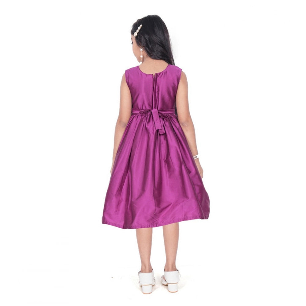 Amfyn Girl's Taffeta Silk Soild Sleeve Less Round Neck Dress (Purple)