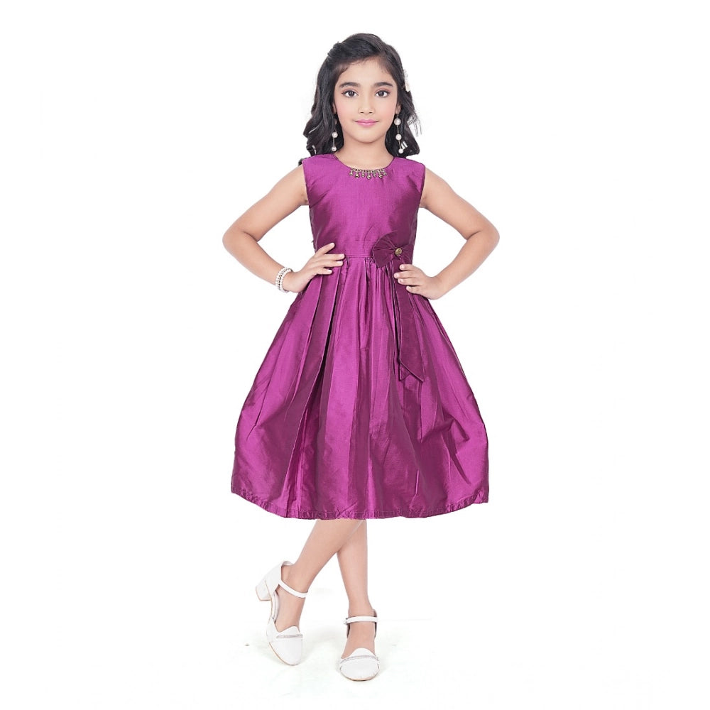 Amfyn Girl's Taffeta Silk Soild Sleeve Less Round Neck Dress (Purple)