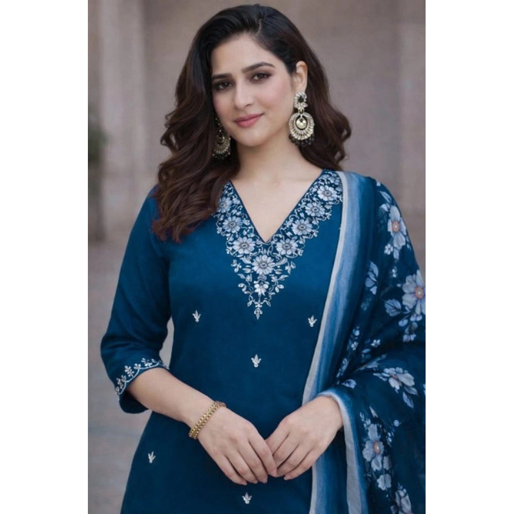 Amfyn Women's Chanderi Silk Ethnic Motif V-Neck 3/4th Sleeve Kurti With Pant Dupatta Set (Teal)