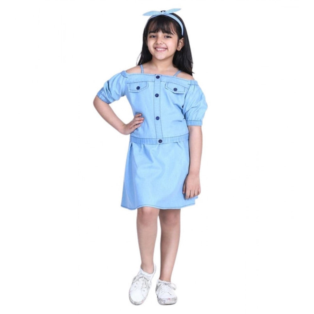 Amfyn Girl's Denim Solid Cold Shoulder Top and Skirt Set (Light Blue)