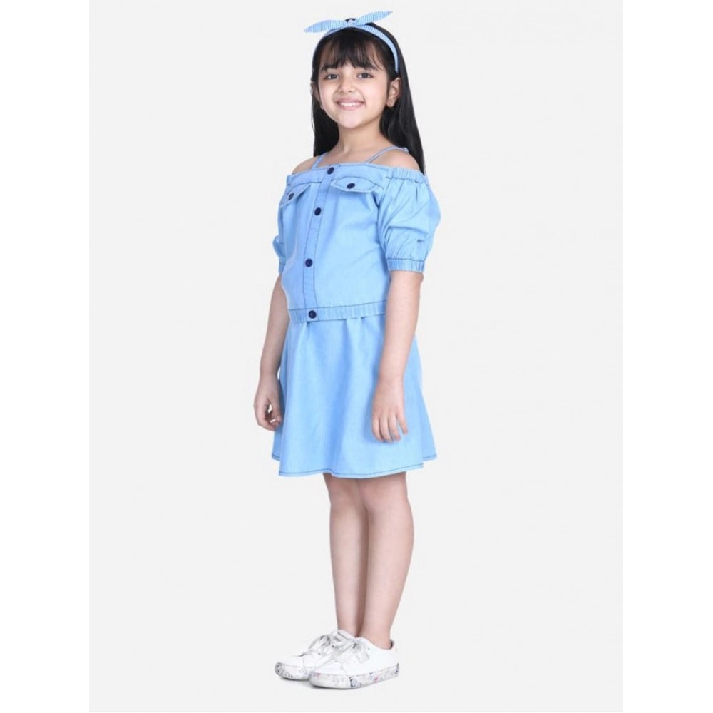 Amfyn Girl's Denim Solid Cold Shoulder Top and Skirt Set (Light Blue)