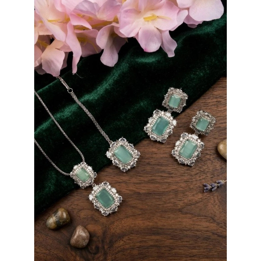 Amfyn Women's Brass Silver Plated Pendant Set (Mint)