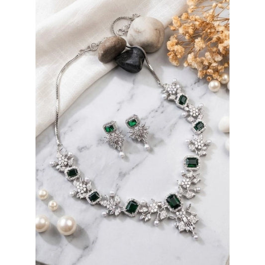 Amfyn Women's Brass Silver Plated Necklace set (Green)