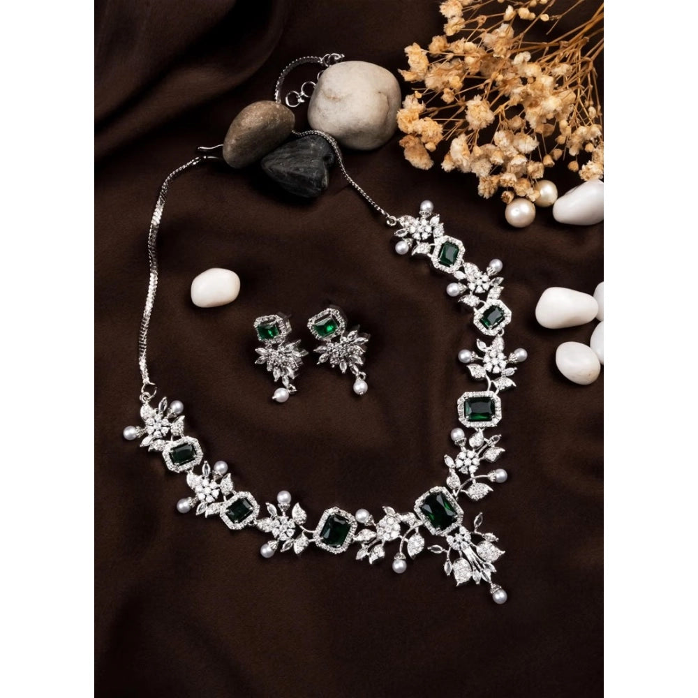 Amfyn Women's Brass Silver Plated Necklace set (Green)