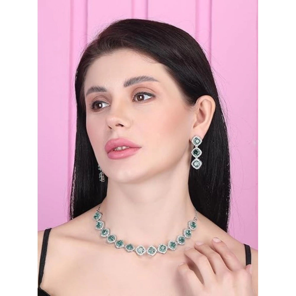 Amfyn Women's Brass Silver Plated Necklace set (Green)