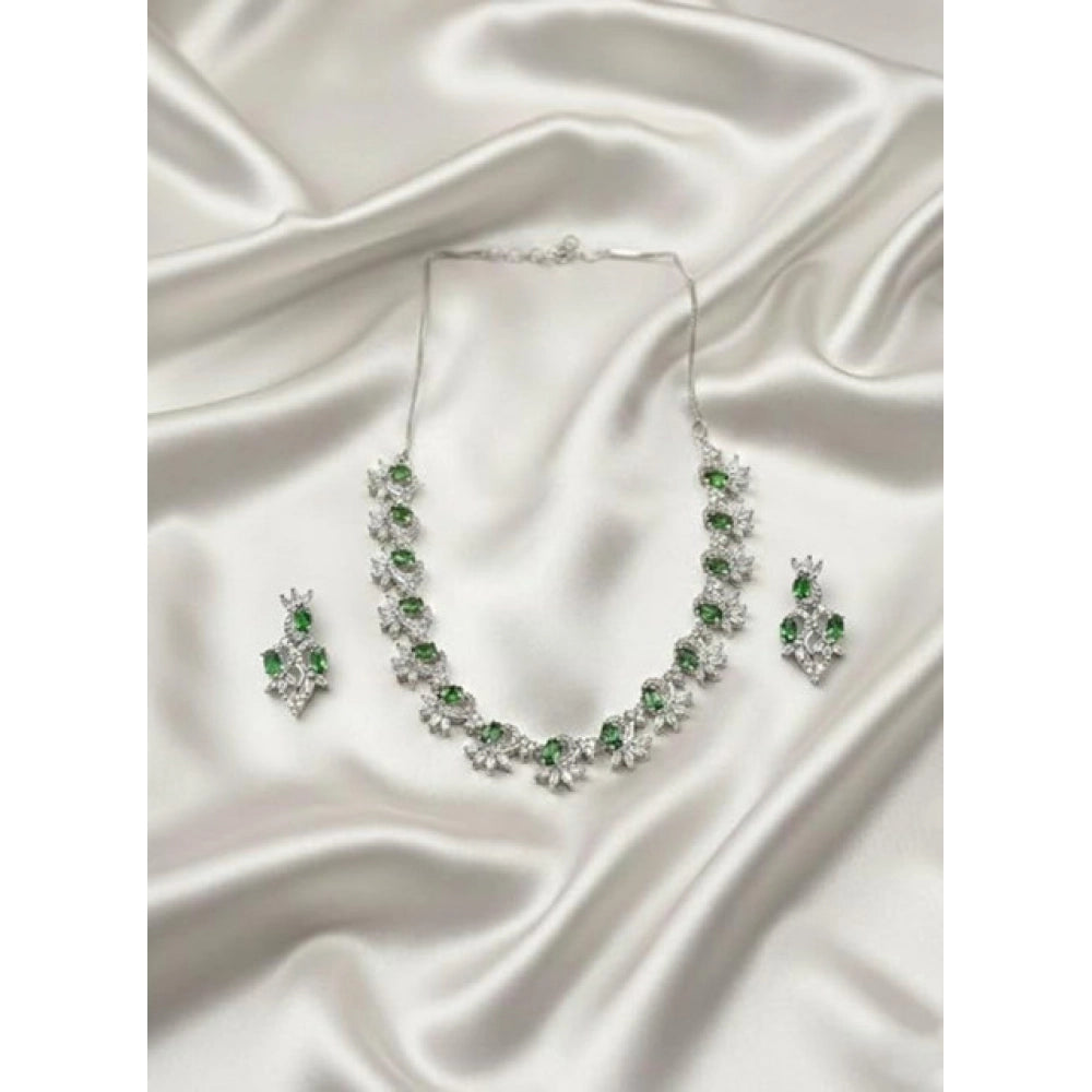 Amfyn Women's Brass Silver Plated Necklace set (Green)