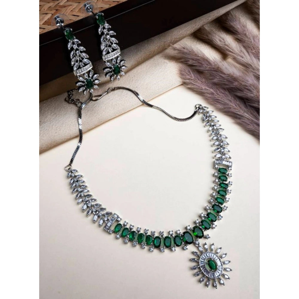 Amfyn Women's Brass Silver Plated Necklace set (Green)
