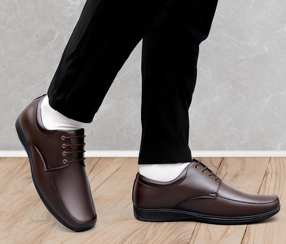Generic Men's Synthetic Leather Solid Lace-Up Formal Shoes (Brown)